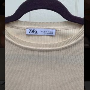 ZARA RIBBED LONG SLEEVE CREAM🧸